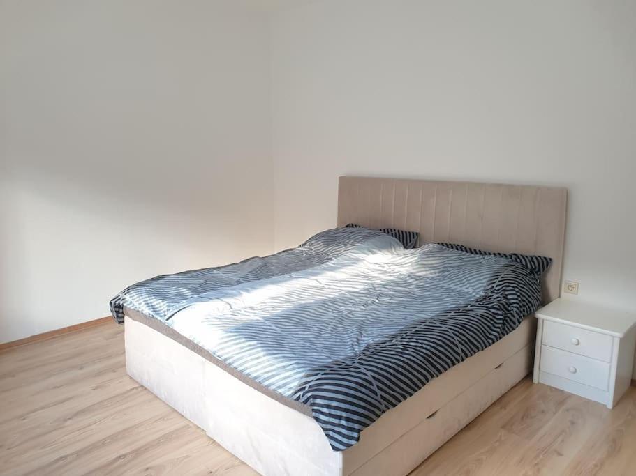 Schoene 2 Zimmer Wohnung Im Herzen Von Gleisdorf Eksteriør bilde